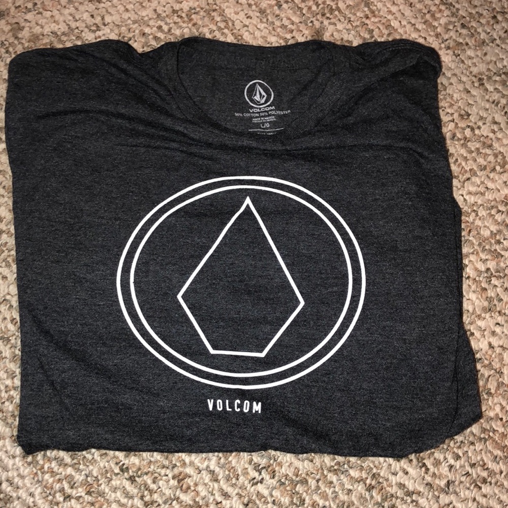 mens volcom t-shirt